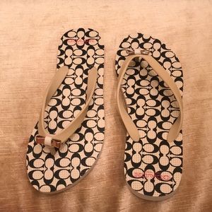 Coach flip flops